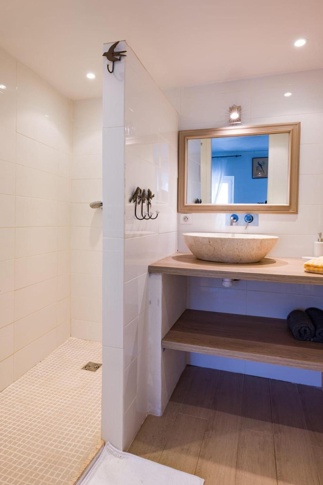 Les Chambres De Reseau Louisanne Saint-Rémy-de-Provence エクステリア 写真